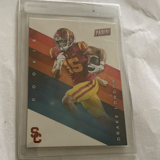 2022 Panini Father's Day Drake London Rookie Card #RC13 USC | Falcons