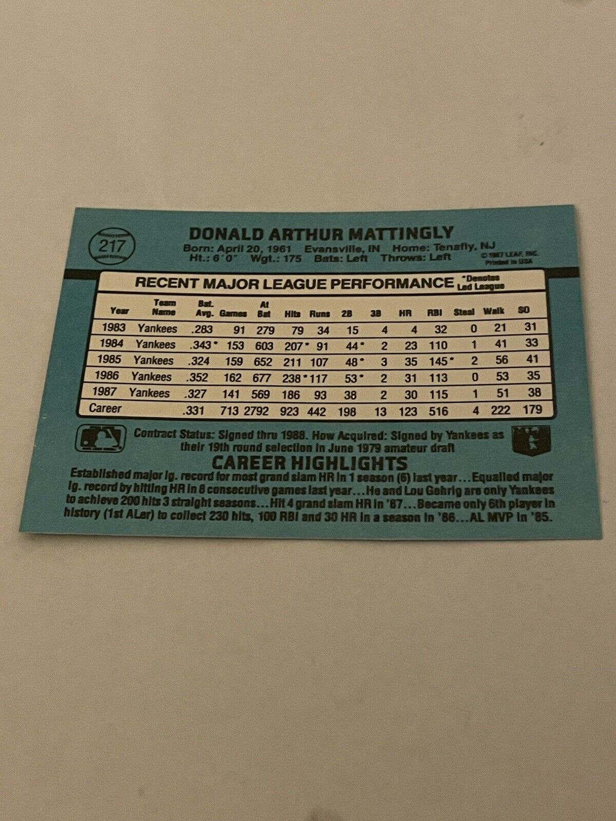 1988 Donruss 217 Don Mattingly   New York Yankees  Baseball Card