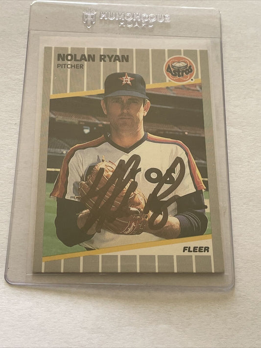 Autographed 1989 Fleer NOLAN RYAN Baseball Card #368 (Low Population)